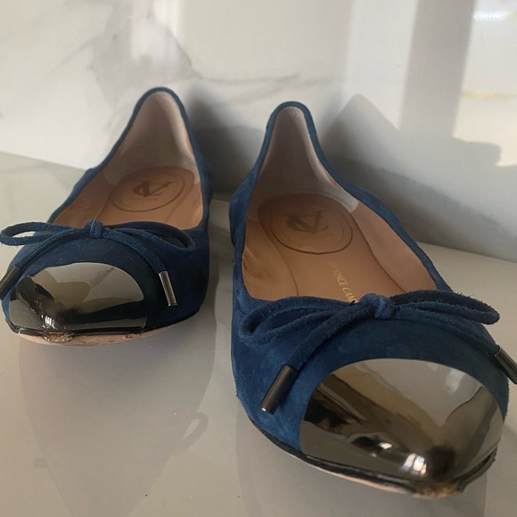 Vince Camuto Signature Suede Pointy Toe Ballerinas Navy / Pewter 7.5 - Picture 5 of 8